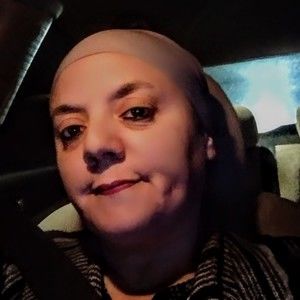 Meet your Posher, Eva